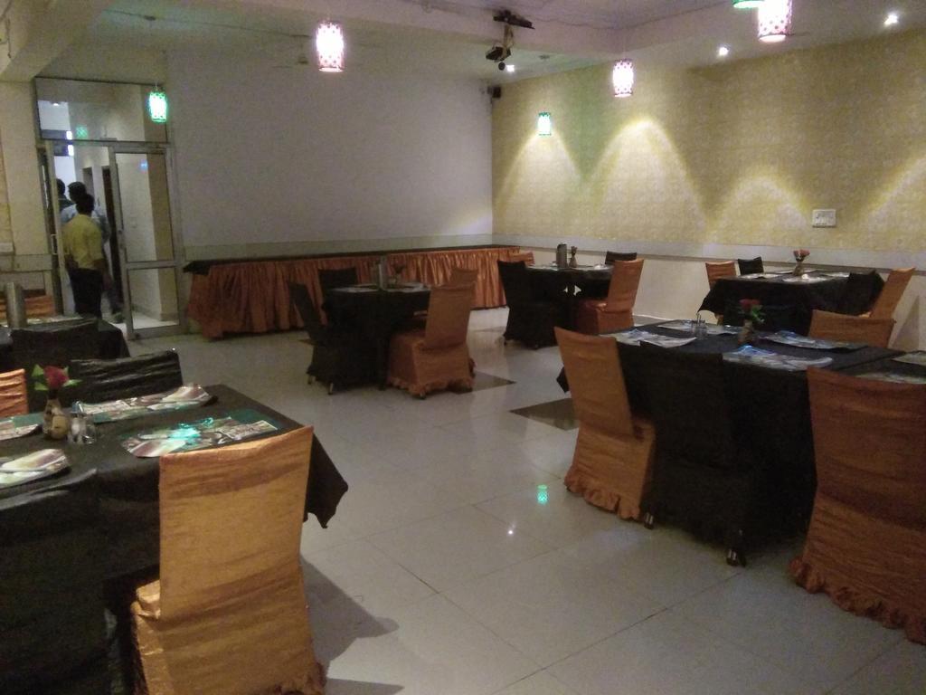 Hotel Golden Heritage Jaipur Ngoại thất bức ảnh