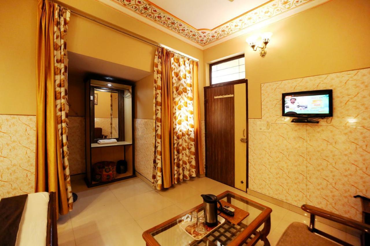 Hotel Golden Heritage Jaipur Ngoại thất bức ảnh