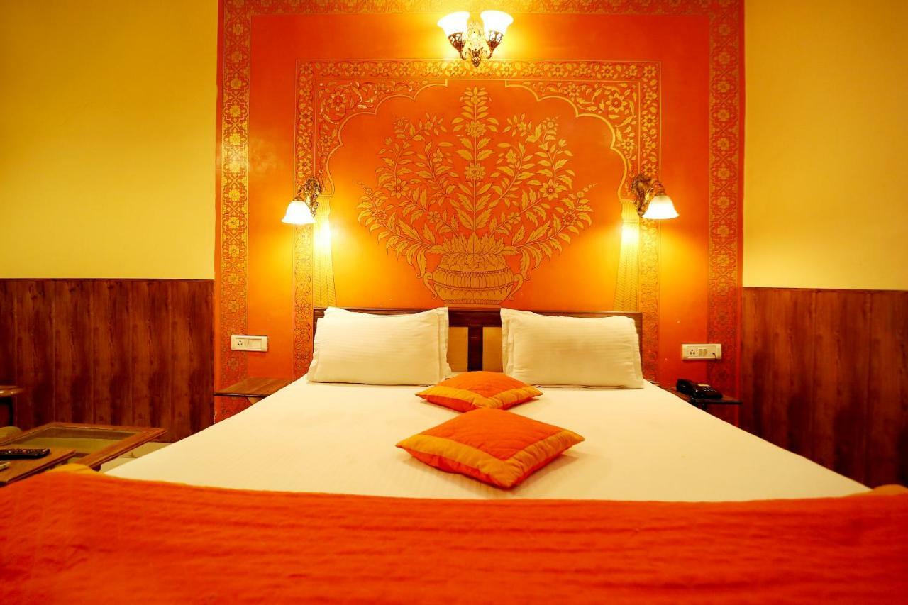 Hotel Golden Heritage Jaipur Ngoại thất bức ảnh